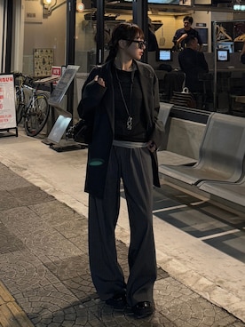 「アイテム（スラックス、グレー系）」を使った、ちひろさん（レディース・153cm）の秋コーディネート