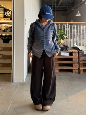 「Supreme （シュプリーム）のアイテム（キャップ）」を使った、ちひろさん（レディース・153cm）の冬コーディネート