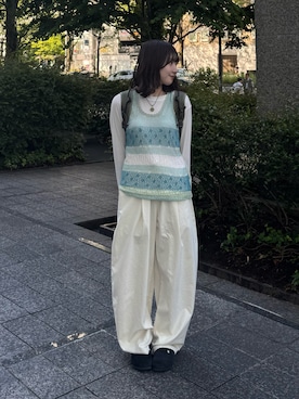 「milliamのアイテム（スラックス、ホワイト系）」を使った、ちひろさん（レディース・153cm）の夏コーディネート