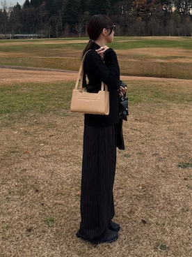 「アイテム（財布）」を使った、ちひろさん（レディース・153cm）の秋コーディネート