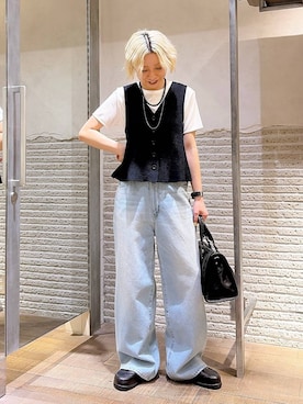 「JEANASIS（ジーナシス）のアイテム（パンツ）」を使った、みきのすけさん（レディース・160cm）の春コーディネート