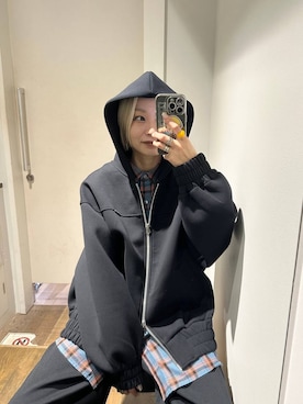 「アイテム（ブルゾン）」を使った、みきのすけさん（レディース・160cm・30代）の秋コーディネート