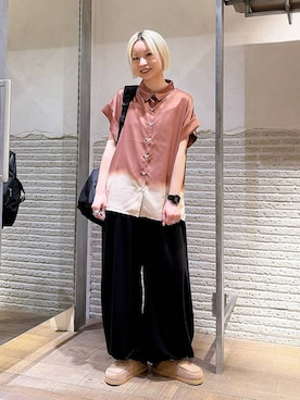 「JEANASIS（ジーナシス）のアイテム（パンツ）」を使った、みきのすけさん（レディース・160cm）の春コーディネート