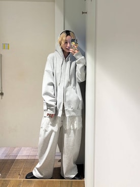 「JEANASIS（ジーナシス）のクロッグローファー/638847（ローファー、ブラック系）」を使った、みきのすけさん（レディース）の春コーディネート