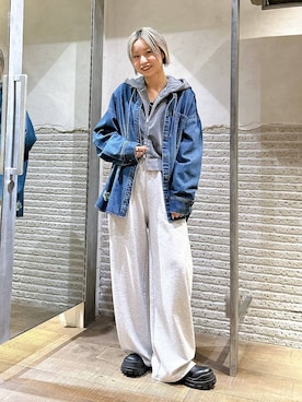 「アイテム（スウェットパンツ）」を使った、みきのすけさん（レディース・160cm・30代）の秋コーディネート