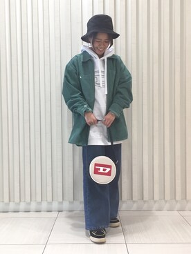 「DIESEL（ディーゼル）のアイテム（ハット）」を使った、ASUKAさん（レディース・153cm）の冬コーディネート