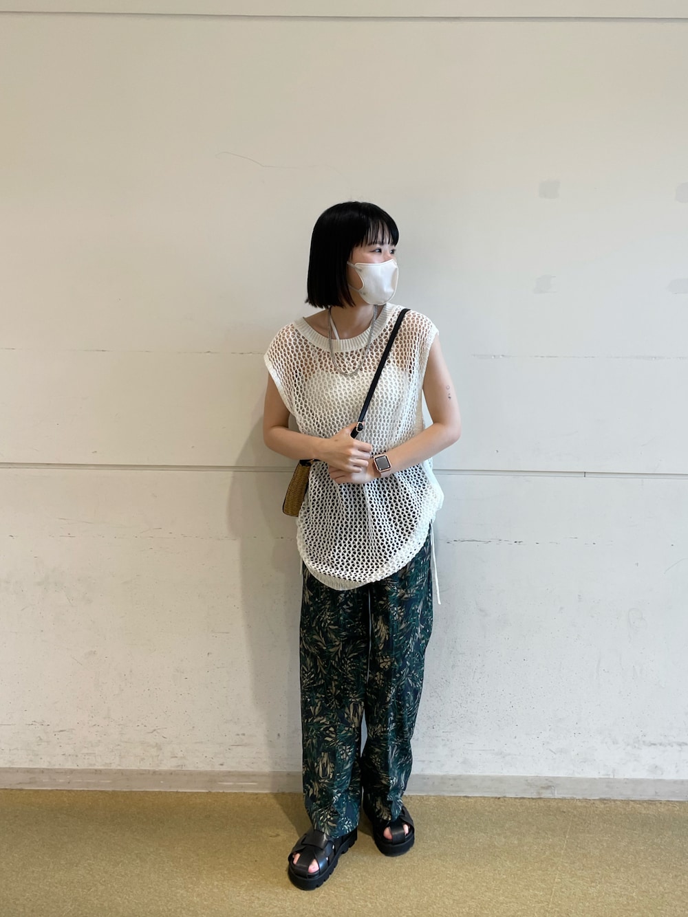 ⑦Vin ボタンアクセントボタニカルワイドパンツ