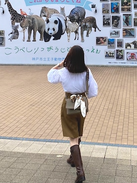 「アイテム（ブーティ、ブラウン系）」を使った、Harunaさん（レディース・160cm）の秋コーディネート