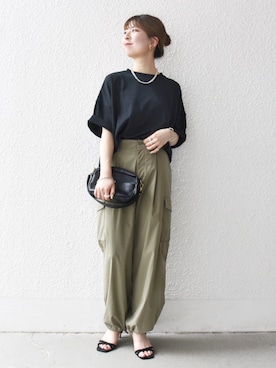 「アイテム（カーゴパンツ）」を使った、藤原さん（骨格ウェーブ・レディース・162cm）の夏コーディネート
