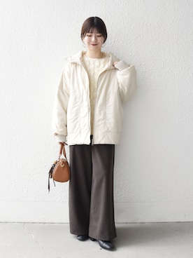 「アイテム（キーケース/キーアクセサリー）」を使った、藤原さん（レディース・162cm）の冬コーディネート