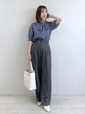 「VIS（ビス）の楕円ひねり3層ショルダーバッグ/2WAY（ショルダーバッグ、ホワイト系）」を使った、KANAさん（レディース・162cm）の春コーディネート