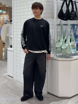 「Franklin Climbing（フランクリンクライミング）の【Franklin Climbing】セットアップ対応/ユニセックス/ロゴスウェット/シティアクティブトラックプルオーバー（スウェット、ブラック系）」を使った、はるさん（メンズ・175cm）の春コーディネート