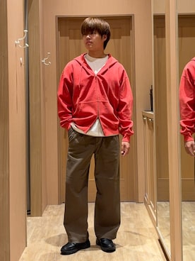 「CIAOPANIC TYPY（チャオパニックティピー）の【UNISEX】製品染めダンボールジップパーカー/WEB限定カラーあり（パーカー、レッド系）」を使った、はるさん（メンズ・175cm）の秋コーディネート