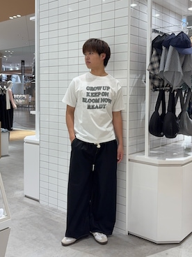 「CIAOPANIC TYPY（チャオパニックティピー）の【UNISEX】アソート柄アップリケTEE（Tシャツ/カットソー、ホワイト系）」を使った、はるさん（メンズ・175cm）の春コーディネート