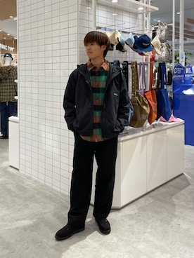 「アイテム（マウンテンパーカー）」を使った、はるきさん（メンズ・175cm・20代）の秋コーディネート