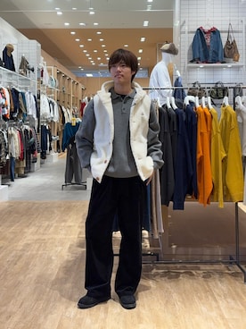 「アイテム（ベスト）」を使った、はるきさん（メンズ・175cm・20代）の秋コーディネート