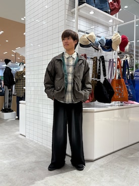 「アイテム（ナイロンジャケット）」を使った、はるきさん（メンズ・175cm）の秋コーディネート