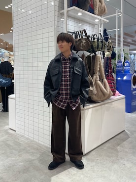 「アイテム（ライダースジャケット）」を使った、はるきさん（メンズ・175cm・20代）の冬コーディネート