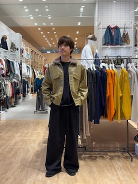 「アイテム（ライダースジャケット）」を使った、はるきさん（メンズ・175cm）の秋コーディネート