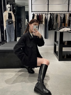 「EMODA（エモダ）のトラックソールロングブーツ（ブーツ）」を使った、矢作南菜実さん（レディース・165cm）の秋コーディネート