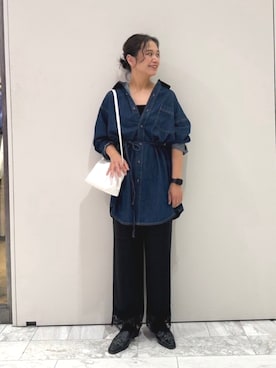 「Ungrid（アングリッド）のウエスタンデザインサボ（その他シューズ、ブラック系）」を使った、石丸春佳さん（レディース・165cm）の秋コーディネート