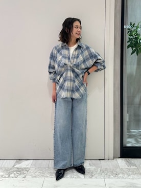 「Ungrid（アングリッド）のリメイクデザインチェックシャツ（シャツ/ブラウス、ブルー系）」を使った、石丸春佳さん（レディース・165cm）の秋コーディネート
