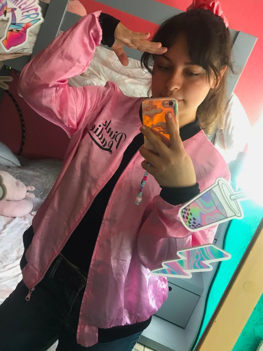 「RETRO GIRL、retrogirl_ootd、vintagefashion、pinkbomb」｜「pink ladiesのアイテム（MA-1、ピンク系）」を使った、jaeldaniela21さん（レディース・157cm）の夏コーディネートの1枚目の写真