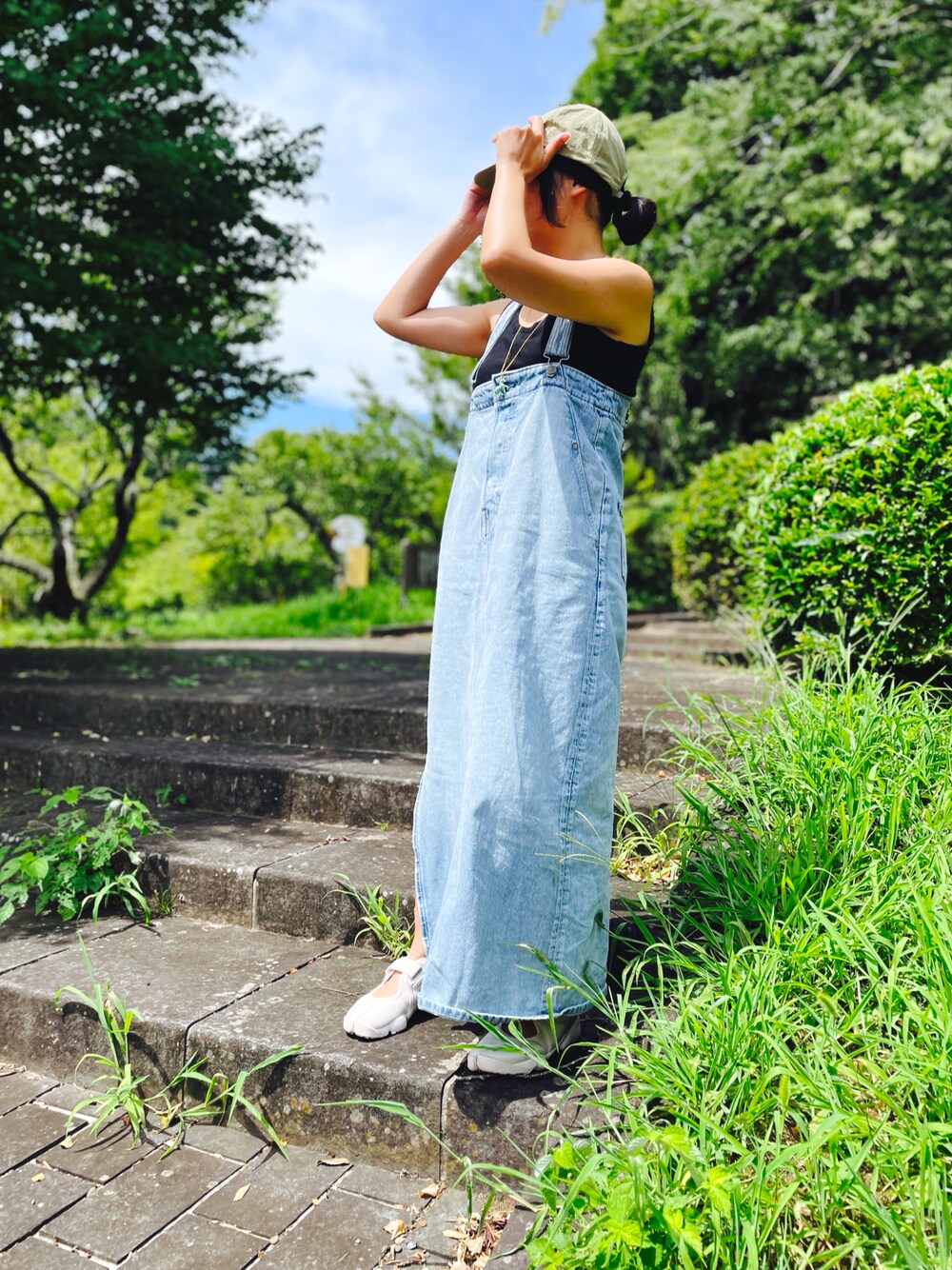 試着のみ　EDWIN×ETRETOKYO COREデニムハイライズサススカート ETRE TOKYO（エトレトウキョウ）の「EDWIN×ETRETOKYO COREデニム
