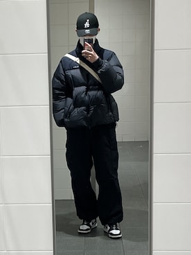 「HUF（ハフ）のアイテム（バッグ）」を使った、rikuさん（メンズ・179cm）の冬コーディネート