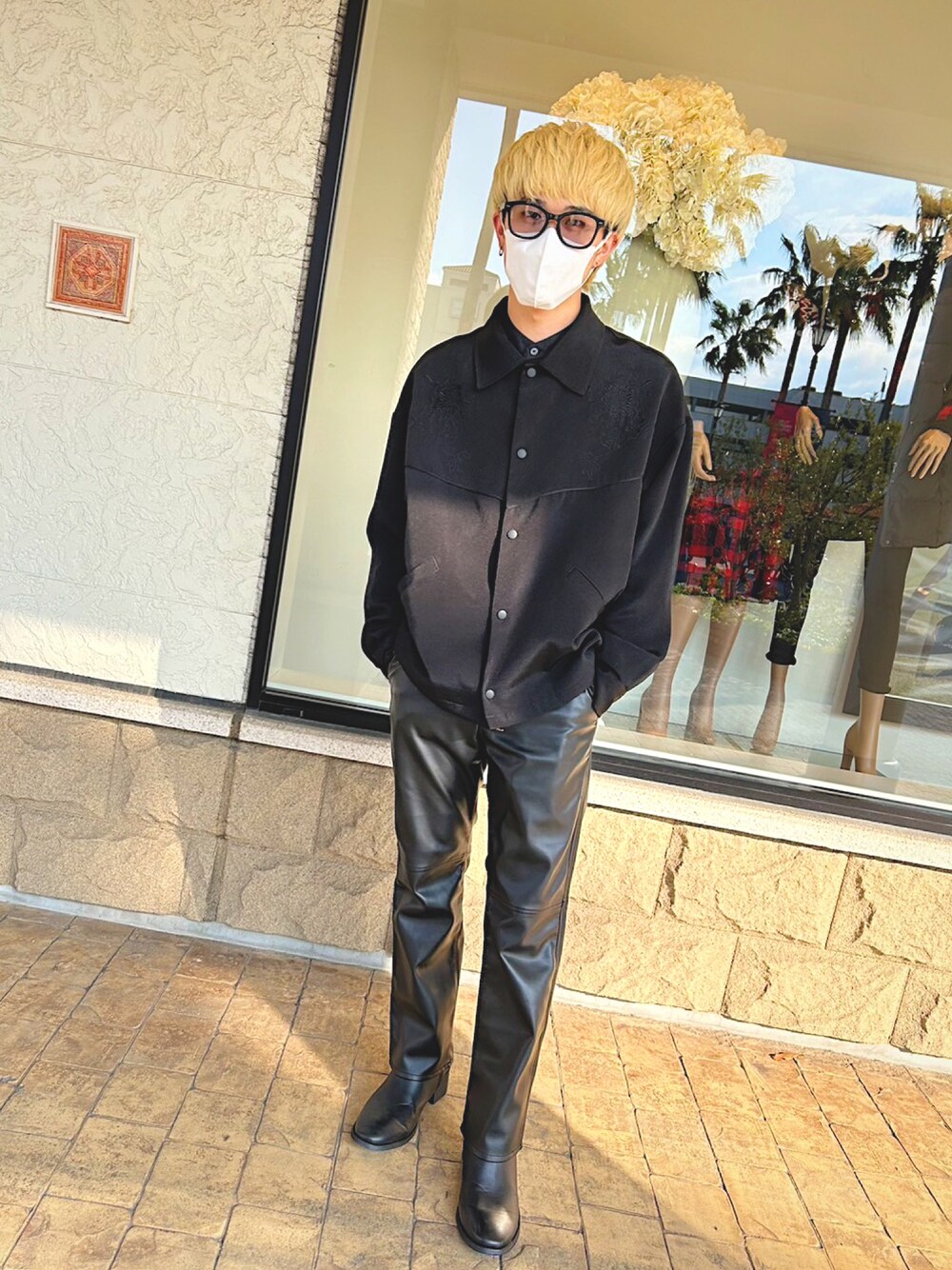 HARE ブルゾン　刺繍 HARE（ハレ）の「ウーリーテックフラワーシシュウブルゾン(HARE