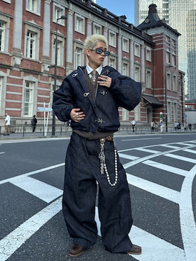 「アイテム（サングラス）」を使った、綾さん（メンズ・173cm）の秋コーディネート