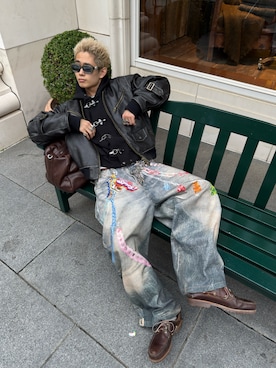 「アイテム（ウォレットチェーン）」を使った、綾さん（メンズ・173cm）の秋コーディネート