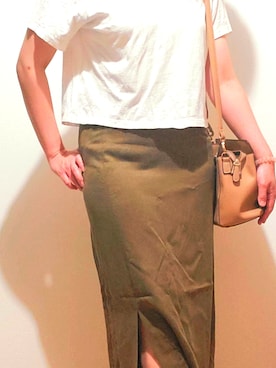 「UNIQLO（ユニクロ）のアイテム（Tシャツ/カットソー、ホワイト系）」を使った、ひーさん（レディース・171cm）の夏コーディネート