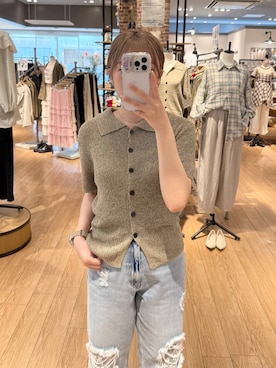 「LOWRYS FARM（ローリーズファーム）のレースデニム　601055（デニムパンツ、ブルー系）」を使った、ローサさん（レディース）の春コーディネート