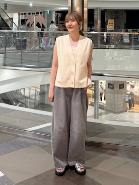 「アイテム（ベスト）」を使った、ローサさん（レディース・159cm・10代）の夏コーディネート