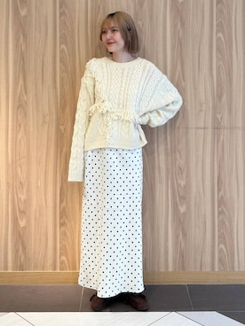 「アイテム（モカシン/デッキシューズ）」を使った、ローサさん（レディース・159cm）の秋コーディネート