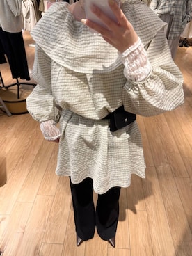 「LOWRYS FARM（ローリーズファーム）のアソートフレアパンツ　 640995（その他パンツ、ブラック系）」を使った、ローサさん（レディース）の春コーディネート