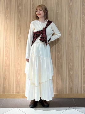 「アイテム（スカート）」を使った、ローサさん（レディース・159cm・10代）の秋コーディネート