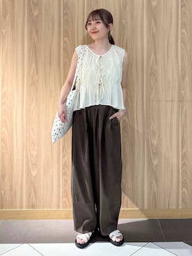 「アイテム（トートバッグ）」を使った、ローサさん（レディース・159cm・10代）の夏コーディネート