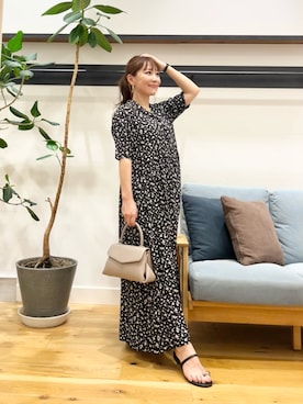 2サイズ展開』スモールフラワープリントワンピースを使った人気