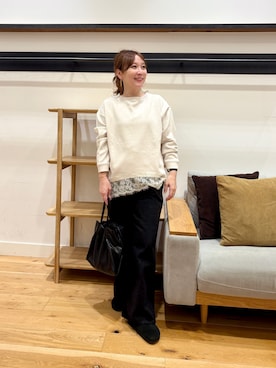 「URBAN RESEARCH DOORS（アーバンリサーチドアーズ）のダブルフェイス裾レースプルオーバー 26AW（Tシャツ/カットソー、ホワイト系）」を使った、+++ゆき+++さん（レディース・151cm）の秋コーディネート