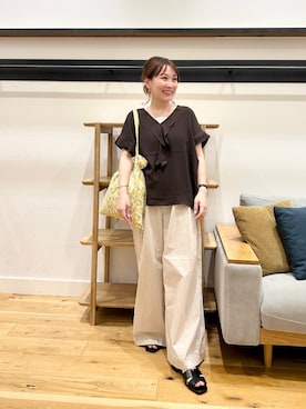 「URBAN RESEARCH DOORS（アーバンリサーチドアーズ）の『接触冷感/イージーケア』フロントフリルブラウス（シャツ/ブラウス、ブラウン系）」を使った、+++ゆき+++さん（レディース・151cm）の夏コーディネート
