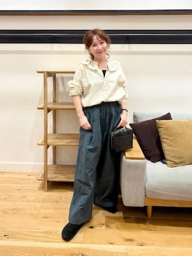 「かぐれ（カグレ）のフリルネックドットブラウス（シャツ/ブラウス、ホワイト系）」を使った、+++ゆき+++さん（レディース・151cm）の秋コーディネート