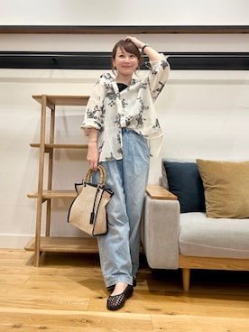 「URBAN RESEARCH DOORS（アーバンリサーチドアーズ）のメッシュエンブロイダリーシャツ（シャツ/ブラウス、ベージュ系）」を使った、+++ゆき+++さん（レディース・151cm）の春コーディネート