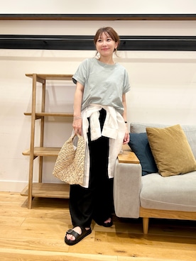 「URBAN RESEARCH DOORS（アーバンリサーチドアーズ）のリネンタッチBACKボタンプルオーバー | バックボタン/夏/大人カジュアル/バックデザイン/シンプル/ベーシック（Tシャツ/カットソー、グリーン系）」を使った、+++ゆき+++さん（レディース・151cm）の夏コーディネート