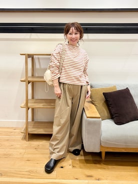 「URBAN RESEARCH DOORS（アーバンリサーチドアーズ）のFORK&SPOON　クロップドボートネックボーダー（Tシャツ/カットソー、ホワイト系）」を使った、+++ゆき+++さん（レディース・151cm）の秋コーディネート