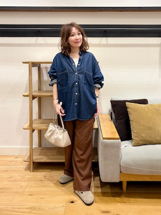 「URBAN RESEARCH DOORS(アーバンリサーチドアーズ)のデニムバンドカラーシャツ(シャツ/ブラウス)」を使った、+++ゆき+++さん(レディース・151cm)の秋コーディネート