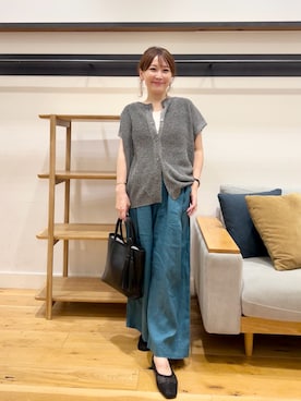 「URBAN RESEARCH DOORS（アーバンリサーチドアーズ）の『洗濯可/UVカット』『UR TECH』Aircare2WAYニットベスト（ベスト、グレー系）」を使った、+++ゆき+++さん（レディース・151cm）の夏コーディネート