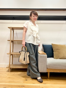「URBAN RESEARCH DOORS（アーバンリサーチドアーズ）の『別注』AFLOAH×DOORS　フリル刺繍ノースリーブブラウス（シャツ/ブラウス、ホワイト系）」を使った、+++ゆき+++さん（レディース・151cm）の春コーディネート