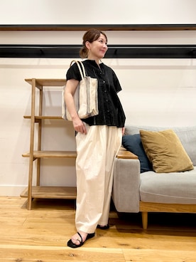 「URBAN RESEARCH DOORS（アーバンリサーチドアーズ）のコットンレース切替ブラウス（シャツ/ブラウス、ホワイト系）」を使った、+++ゆき+++さん（レディース・151cm）の夏コーディネート
